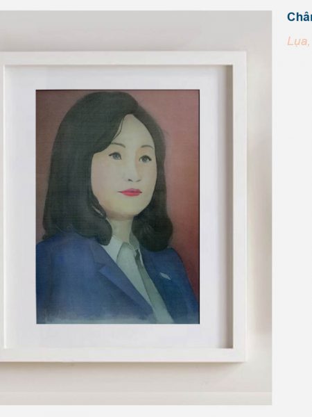 Tác phẩm tranh lụa "Chân dung"